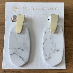 EUC Kendra Scott Howlite Aragon Earrings